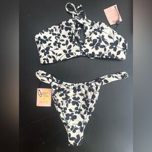 Skatie two piece bikini greenwich black and white floral